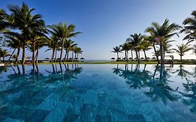 Wyndham Royal Beachfront Resort & Spa Hoi An Danang